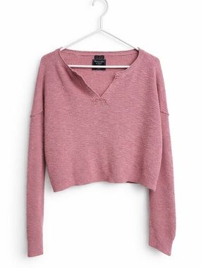Abercrombie & Fitch Dusty Rose V-Neck Cropped Sweater